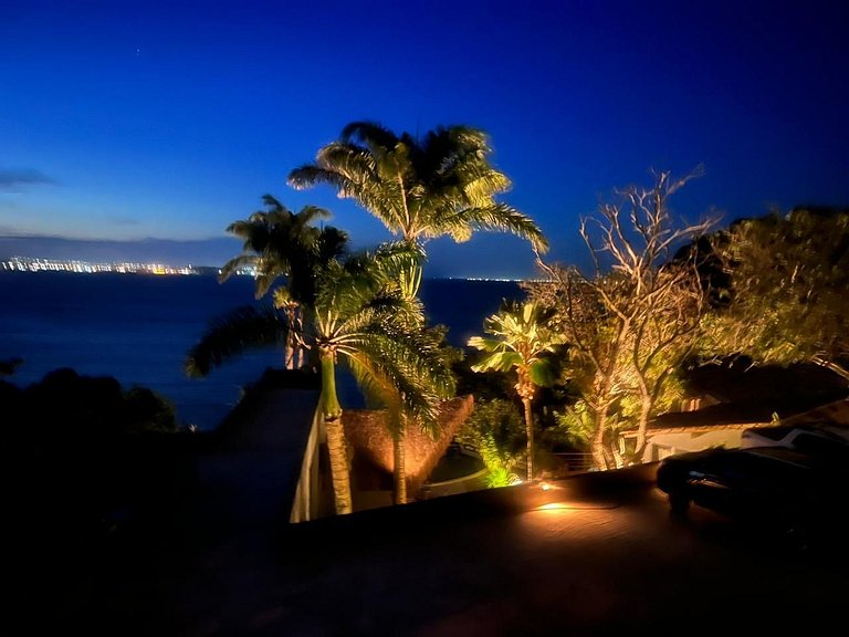 Loft na Enseada do Gancho frente mar