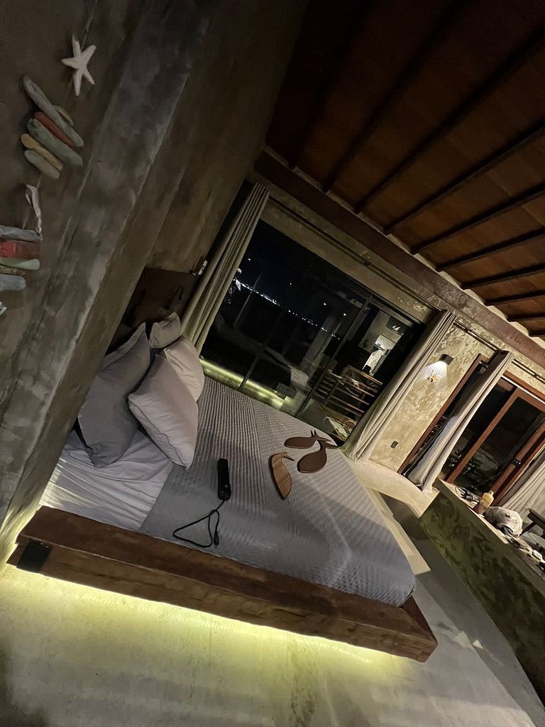 Loft na Enseada do Gancho frente mar