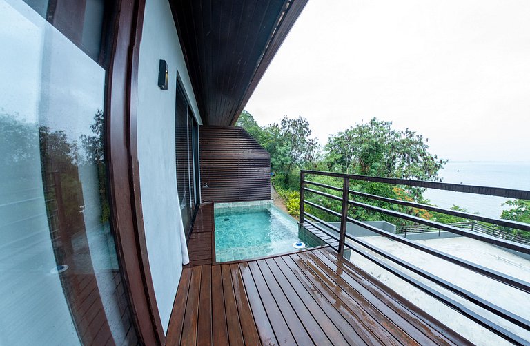 Loft Frente-Mar na Enseada do Gancho